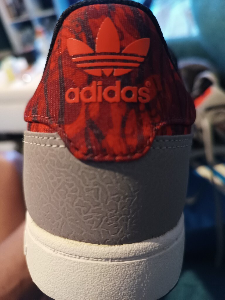 mens trainers size 9